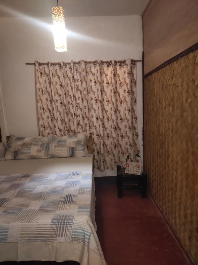 Purple Homestay Hillside Coron Exterior photo